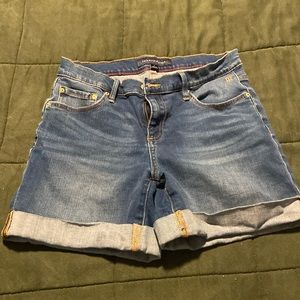Tommy Hilfiger jean shorts